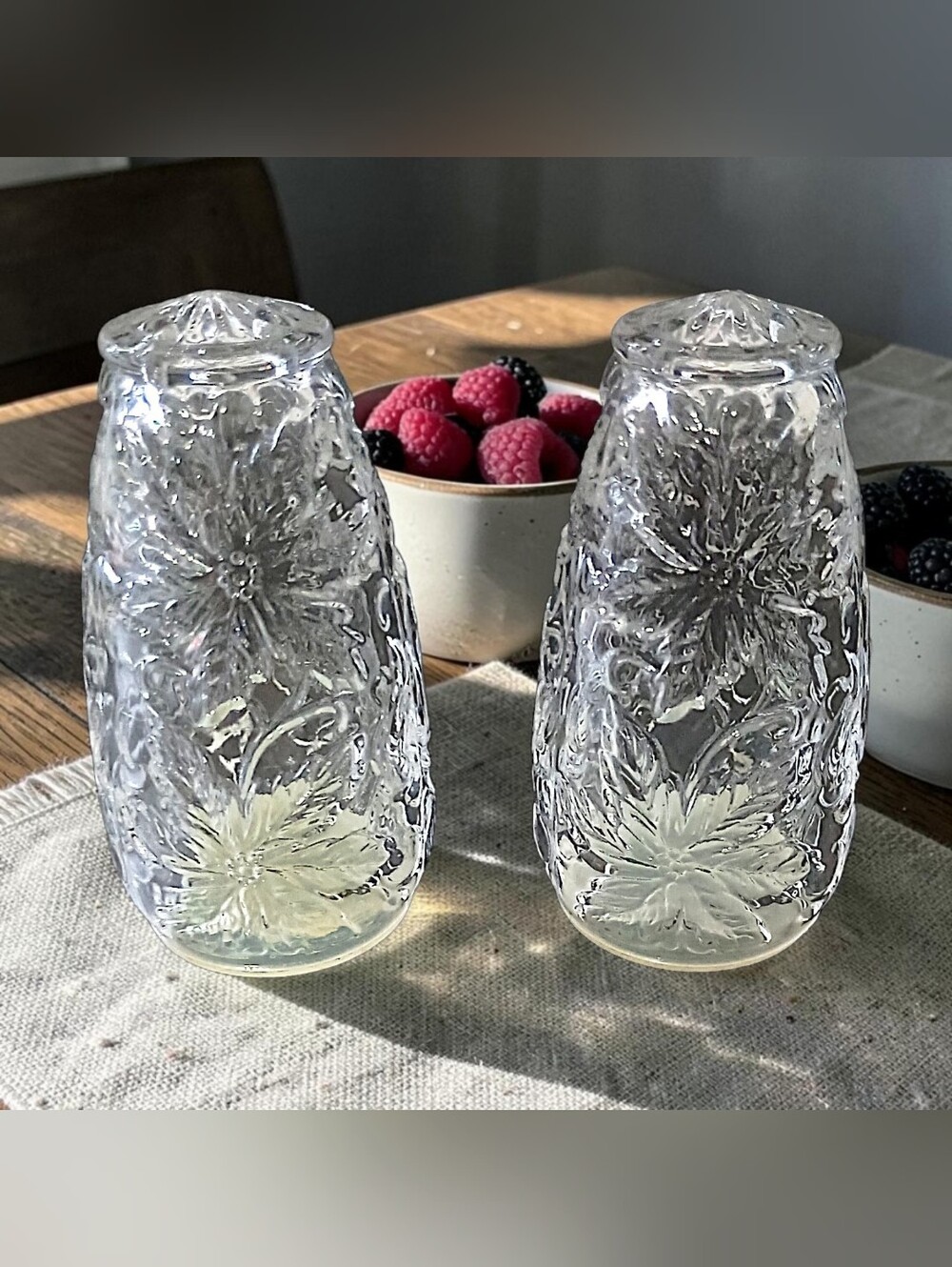 Vintage Princess House Fantasia Salt & Pepper Shakers Crystal Poinsettia Holiday